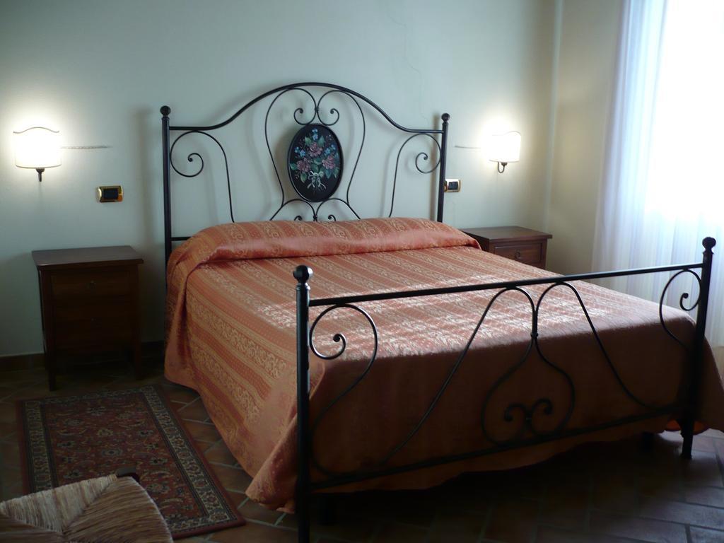 Ferienwohnung Antica Grancia Di Quercecchio Montalcino Exterior foto