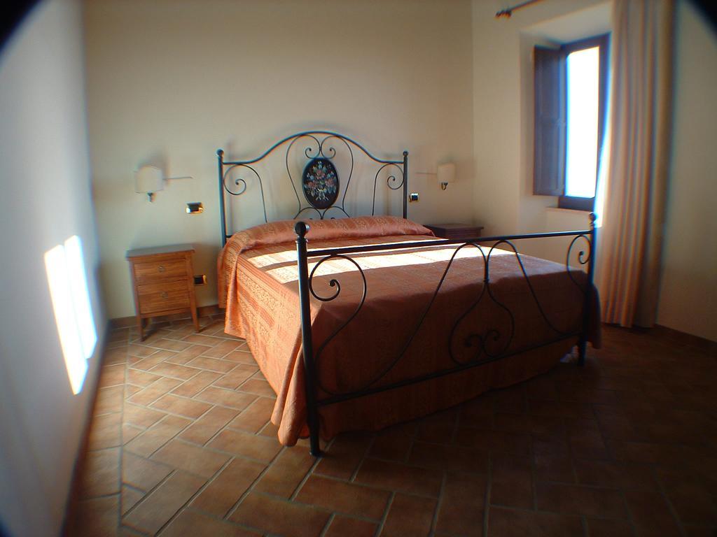 Ferienwohnung Antica Grancia Di Quercecchio Montalcino Exterior foto